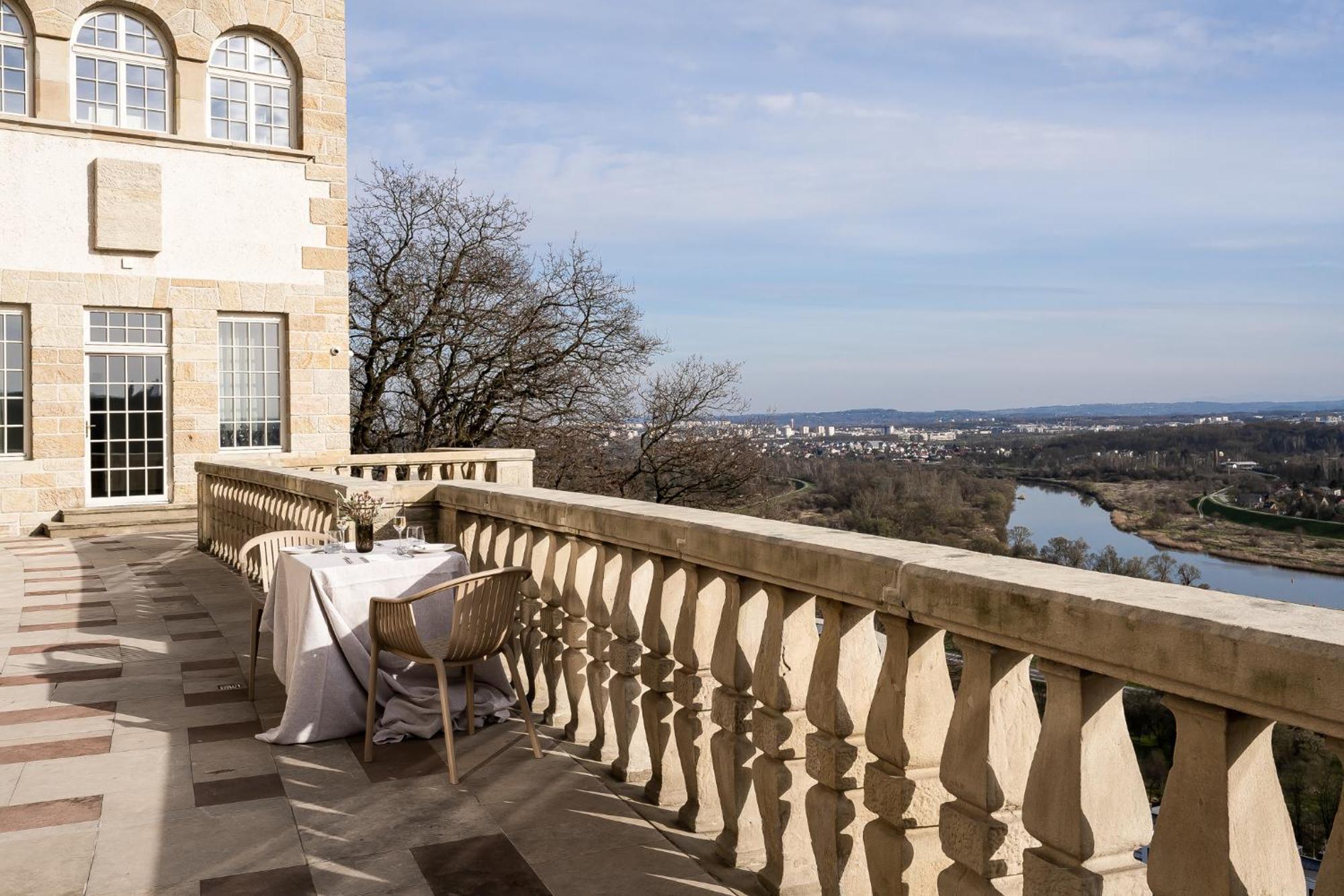 Zinar Castle Hotel Krakow Luaran gambar
