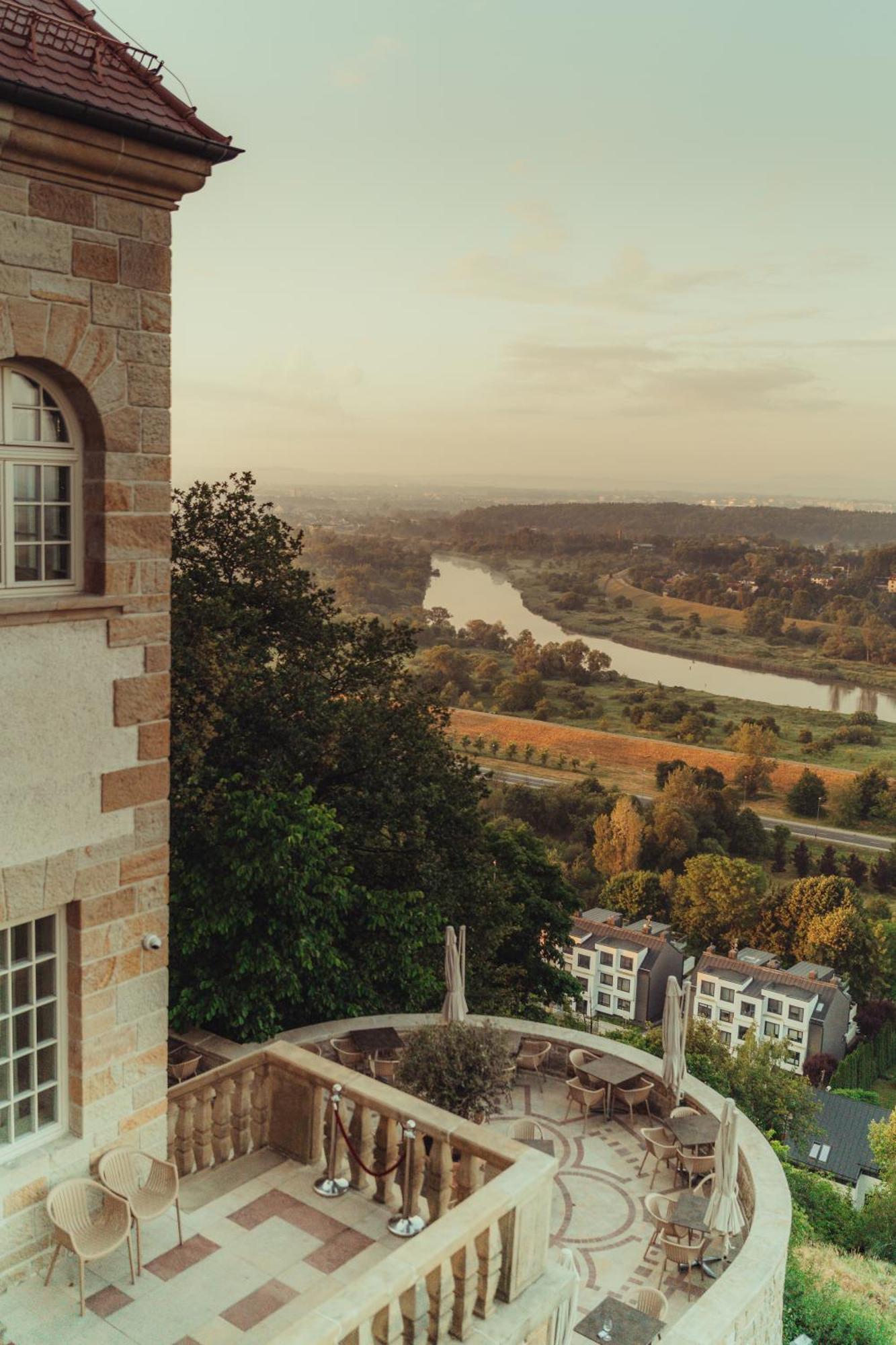Zinar Castle Hotel Krakow Luaran gambar